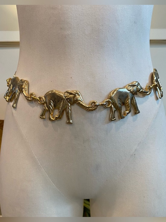 Fabulous Vintage Gold Metal Elephant Chain Belt 40\